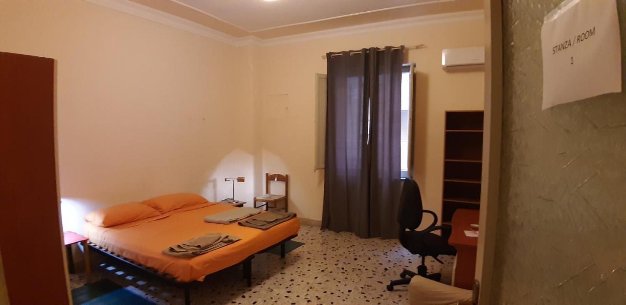 Stanza Privata In Appartamento Per Smart Working, Digital Nomads O Coliving Apartment Palermo